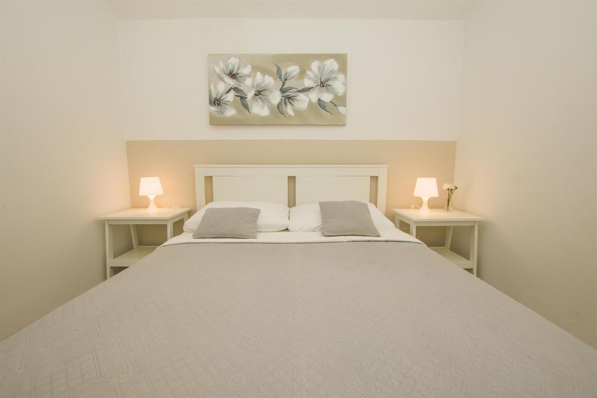 Apartments Josip 德拉格 外观 照片