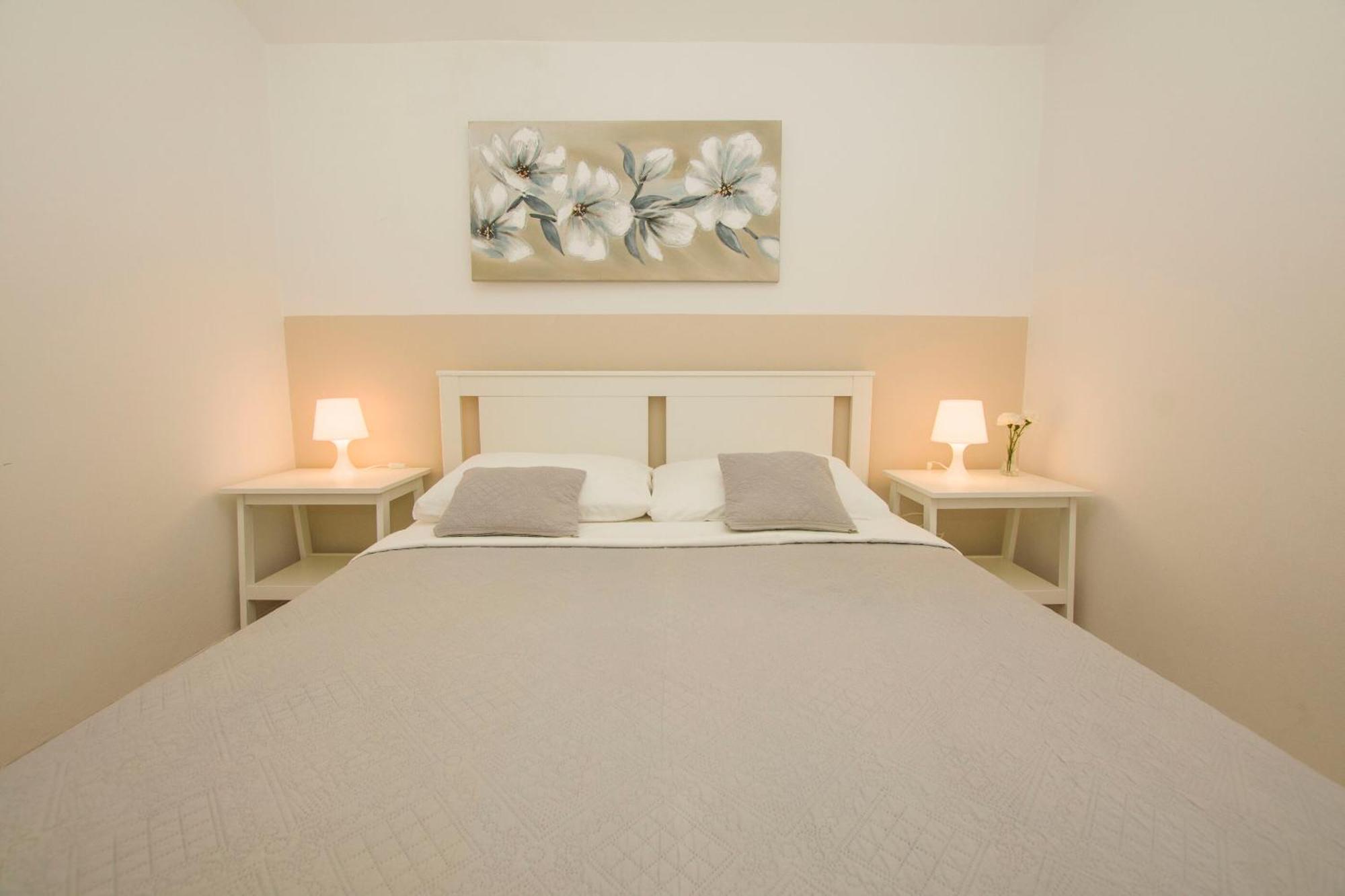 Apartments Josip 德拉格 外观 照片